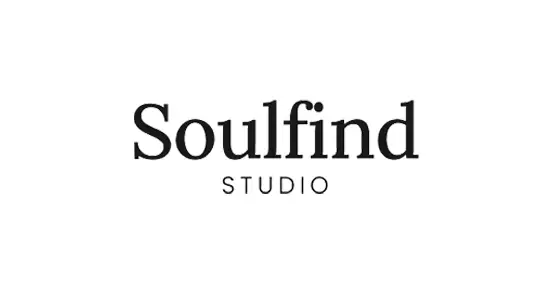 Websiteontwikkeling voor Soulfind Studio in Den Haag, ontworpen en gerealiseerd door Studio Smaakt in Nijmegen. Een rustige, intuïtieve website die de persoonlijke aanpak van Pauline weerspiegelt.